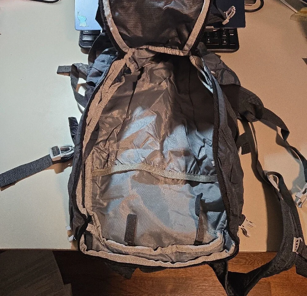 Matador Beast 28L Technical Packable Hiking Backpack — Charcoal Gray